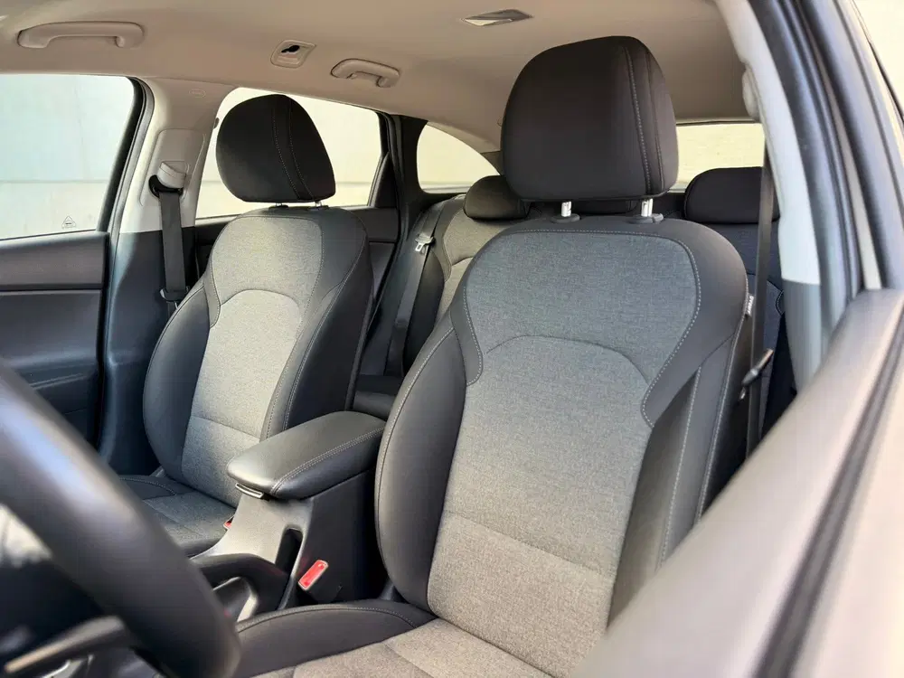 Hyundai i30 1.0 T-GDi MHEV Comfort Smart Virtual Camer uit 2022, foto 9