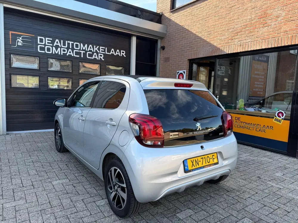 Peugeot 108 1.0 e-VTi Allure TOP uit 2019, foto 8