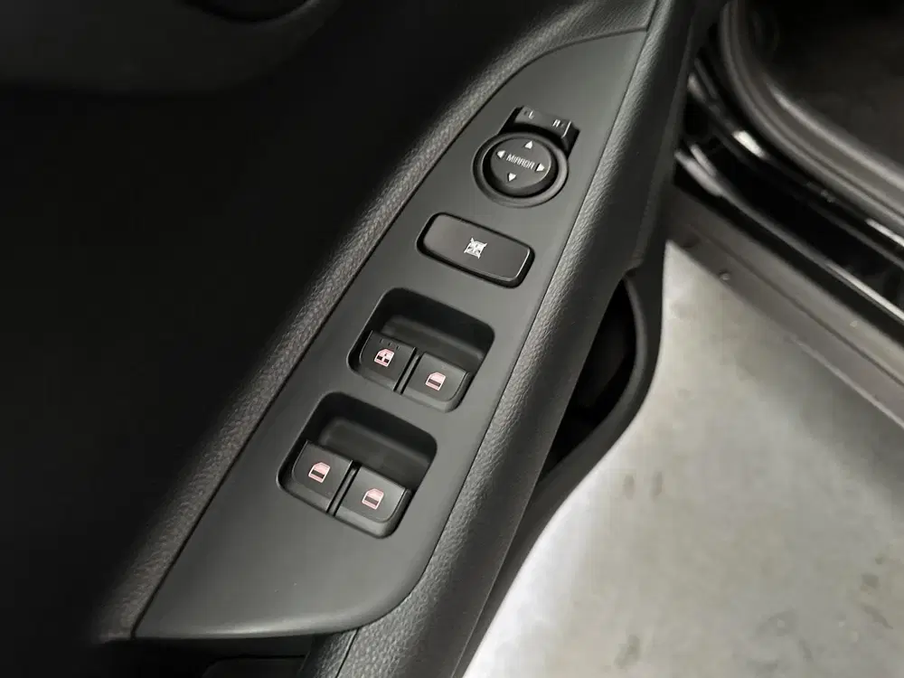 Kia Stonic 1.0 T-GDi MHEV DynamicLine uit 2025, foto 3