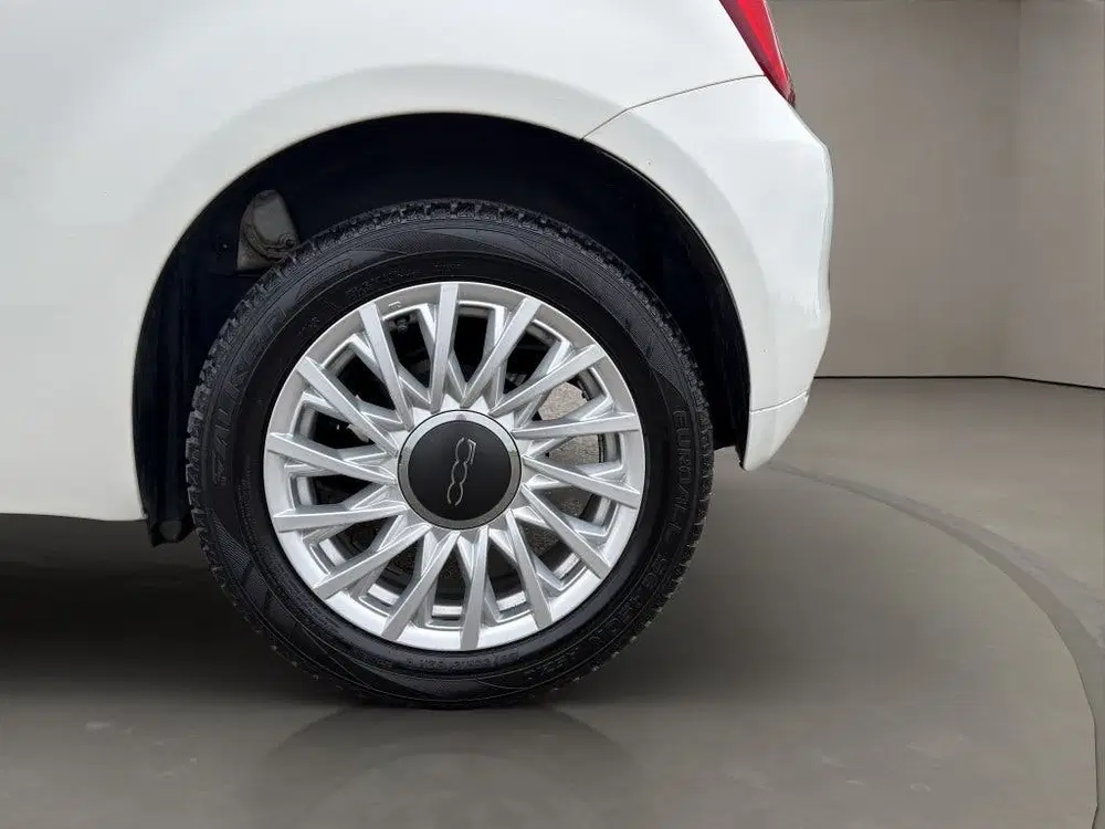 Fiat 500 1.0 Hybrid Dolcevita 2023 WIT uit 2023, foto 8