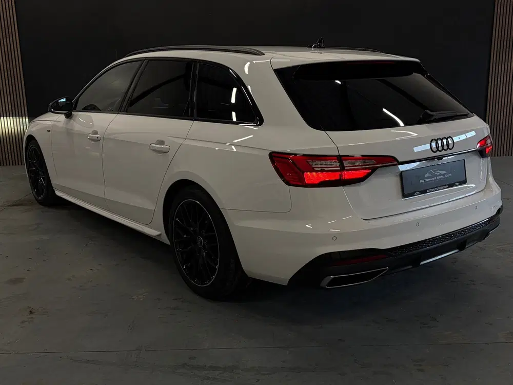 Audi A4 35 TFSI S edition Competition Virtual Deal uit 2023, foto 8