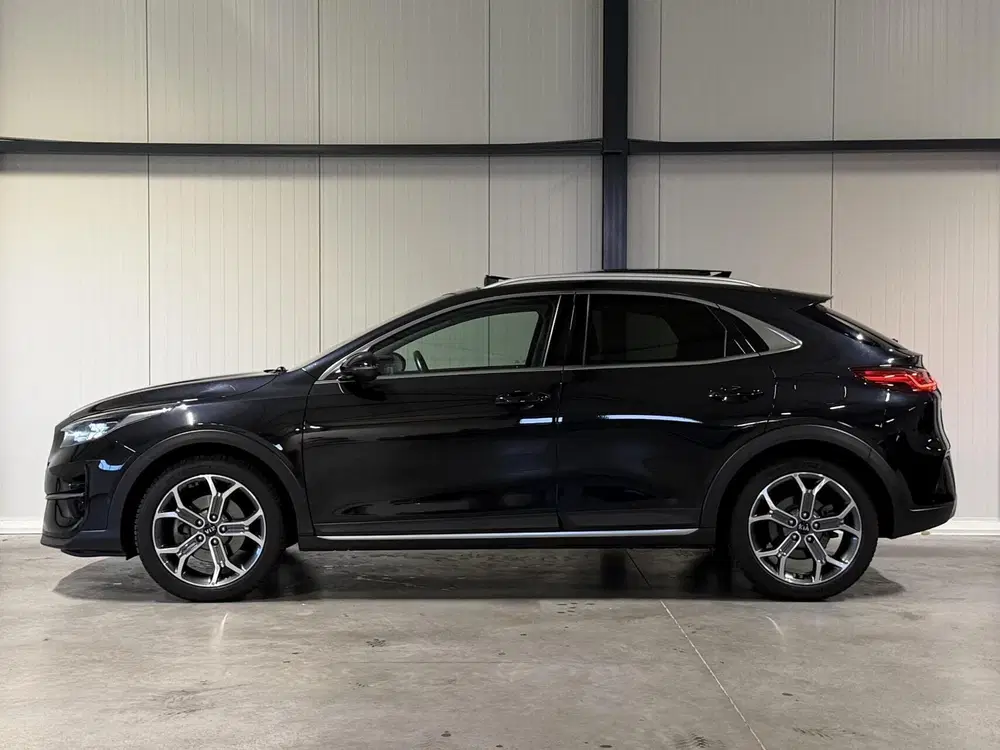 Kia XCeed 1.0 T-GDi DynamicLine Pano Virtual Camera uit 2021, foto 10