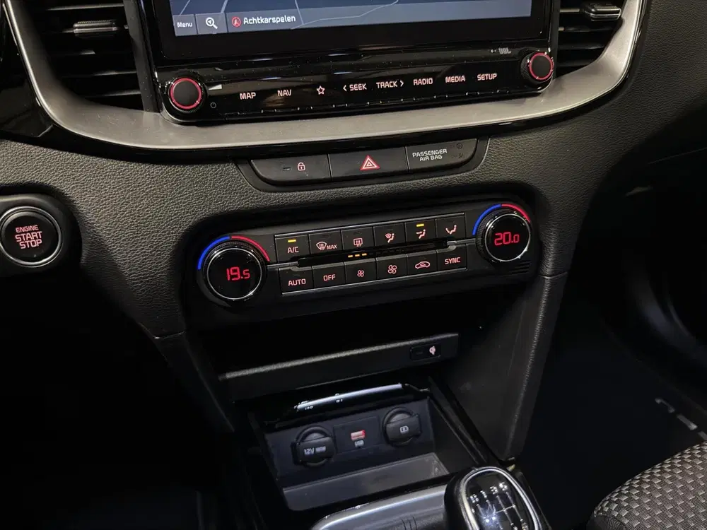 Kia XCeed 1.0 T-GDi DynamicLine Pano Virtual Camera uit 2021, foto 15