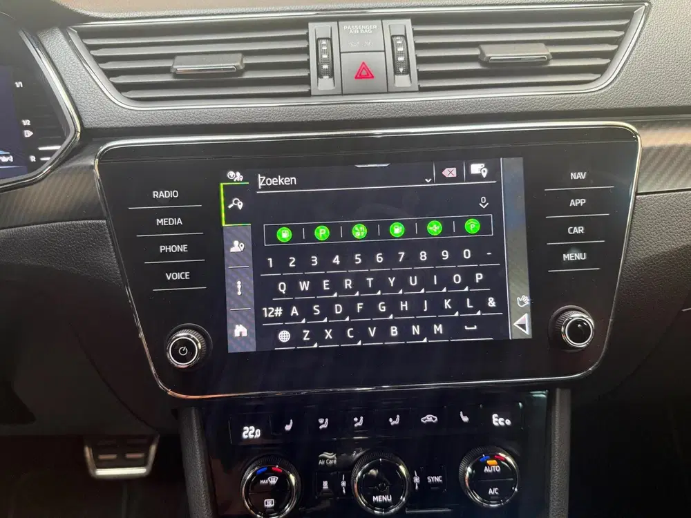 Skoda Superb 1.4 TSI iV Sportline Business Automaat So uit 2022, foto 13