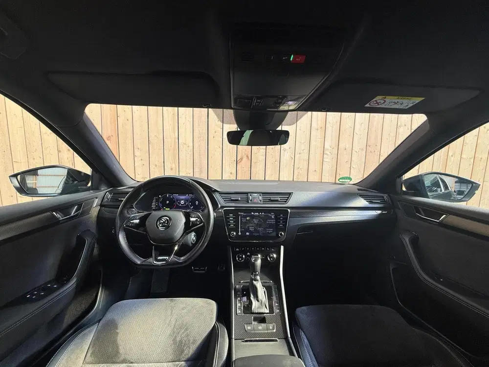 Skoda Superb 1.4 TSI iV Sportline Business Automaat So uit 2022, foto 3