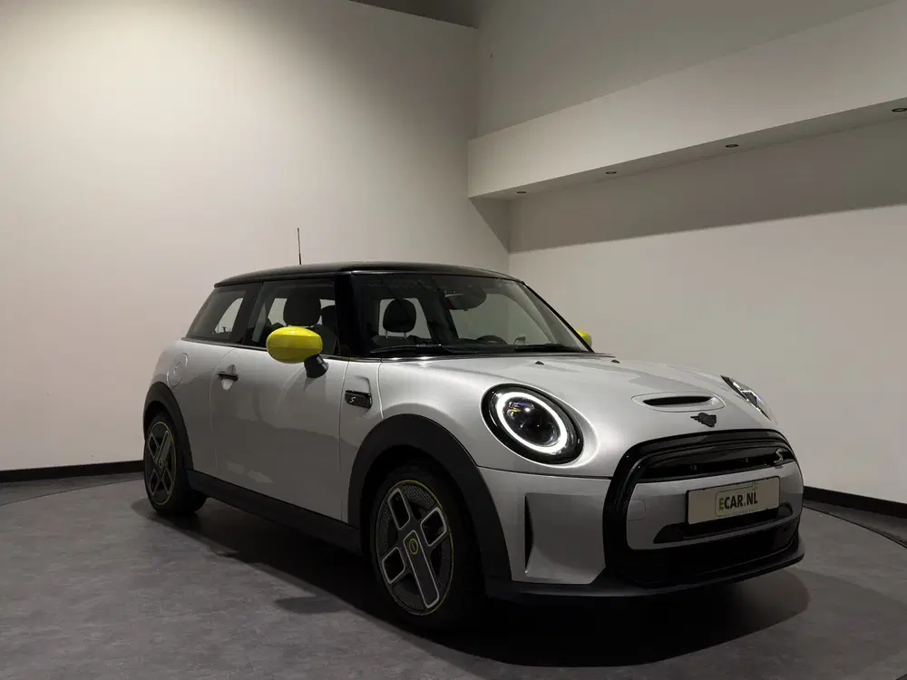 Mini Electric MINI Yours 33 kWh uit 2022