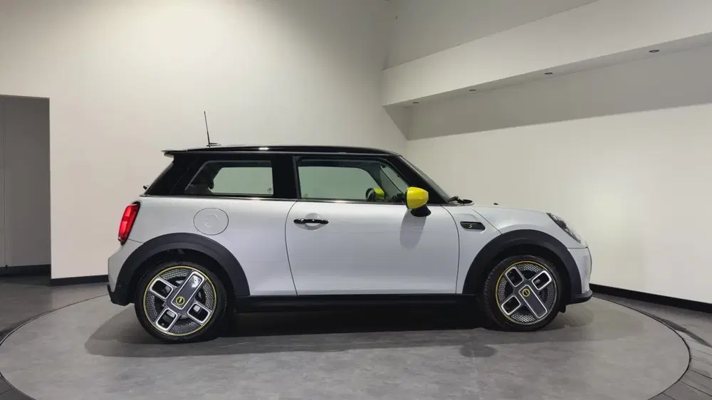 Mini Electric MINI Yours 33 kWh uit 2022, foto 2