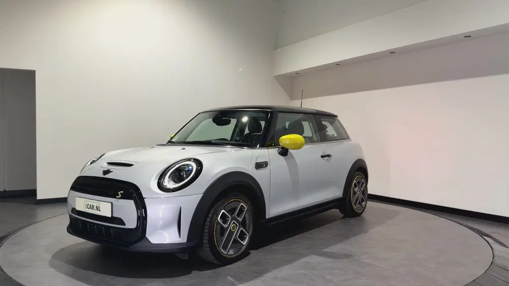Mini Electric MINI Yours 33 kWh uit 2022, foto 7