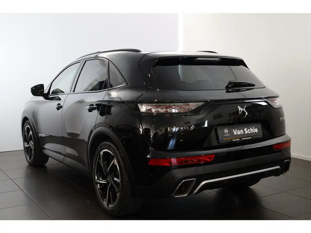 DS Automobiles DS 7 DS DS 7 Crossback e-Tense 300 4x4 'Louvre' uit 2021, foto 2