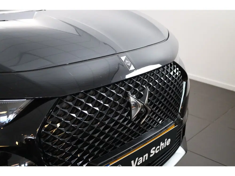 DS Automobiles DS 7 DS DS 7 Crossback e-Tense 300 4x4 'Louvre' uit 2021, foto 5