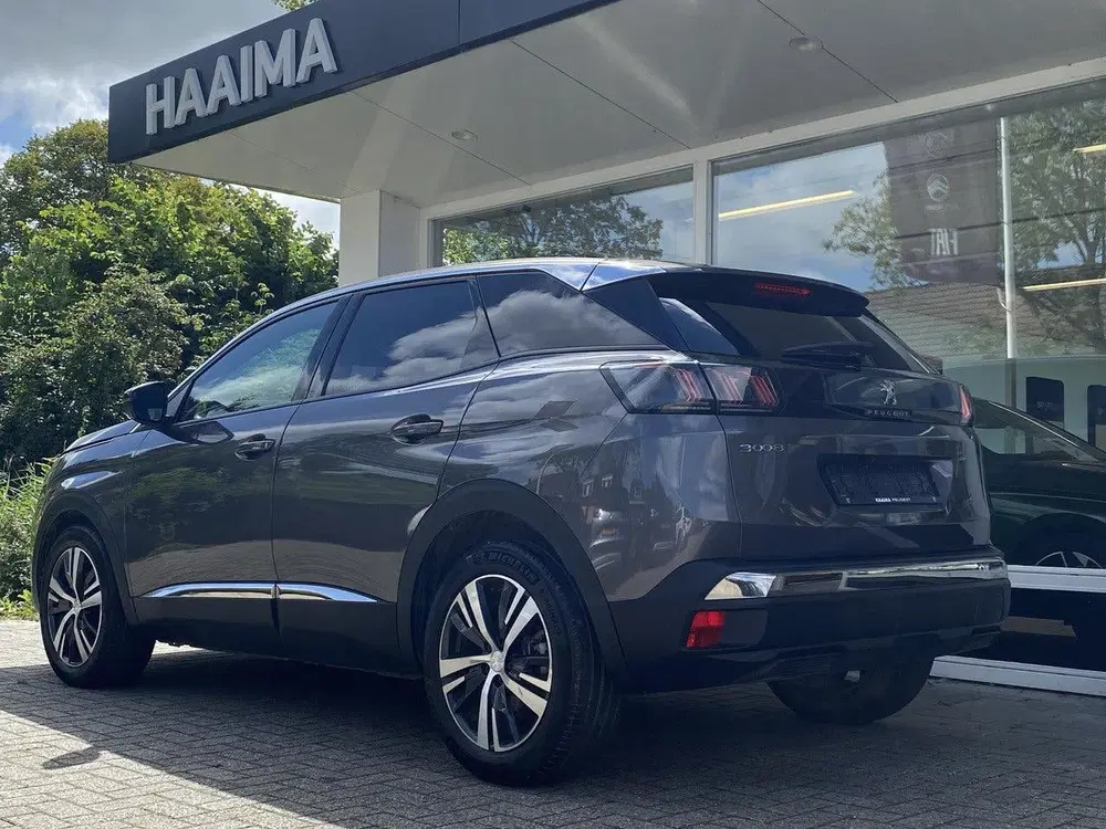 Peugeot 3008 1.2T 130pk Allure Pack Business uit 2024, foto 3