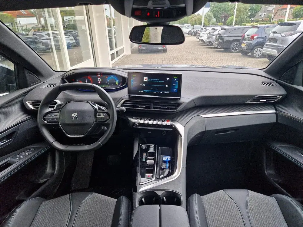Peugeot 3008 1.6 HYbrid 180 Allure Pack Business uit 2024, foto 9