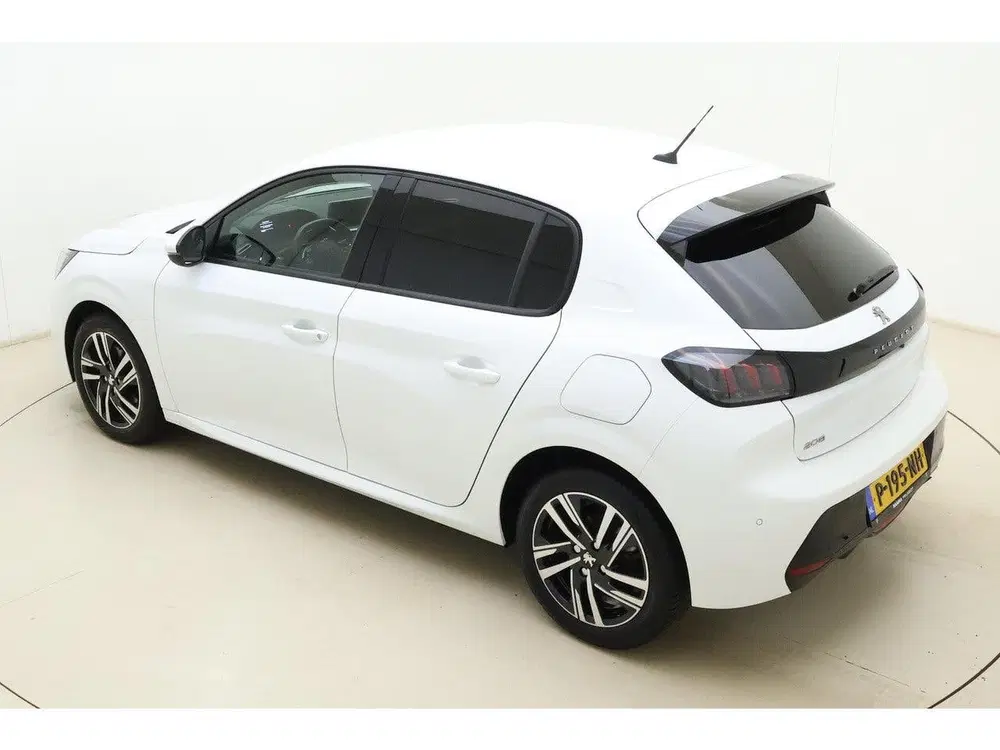 Peugeot 208 1.2T Allure Pack uit 2021, foto 4