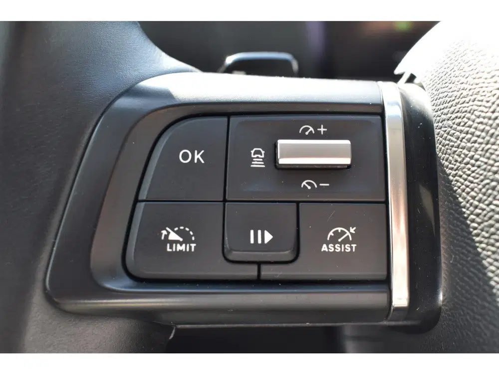 Citroën C4 130 EAT8 Shine uit 2022, foto 15