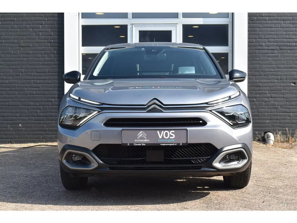 Citroën C4 130 EAT8 Shine uit 2022, foto 4