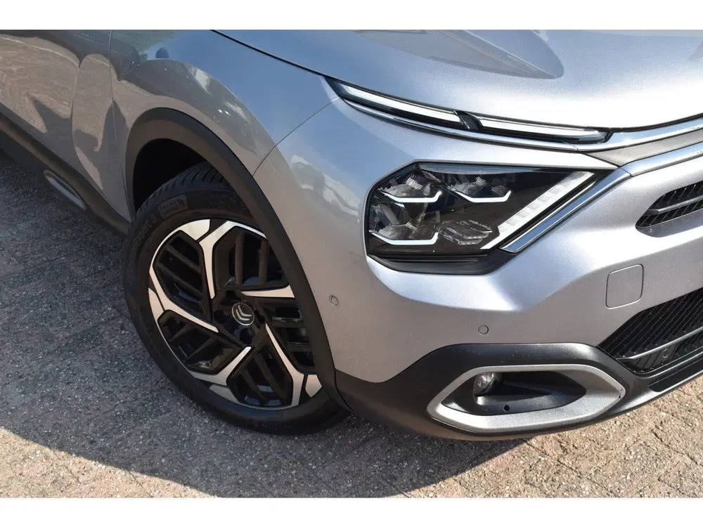 Citroën C4 130 EAT8 Shine uit 2022, foto 8