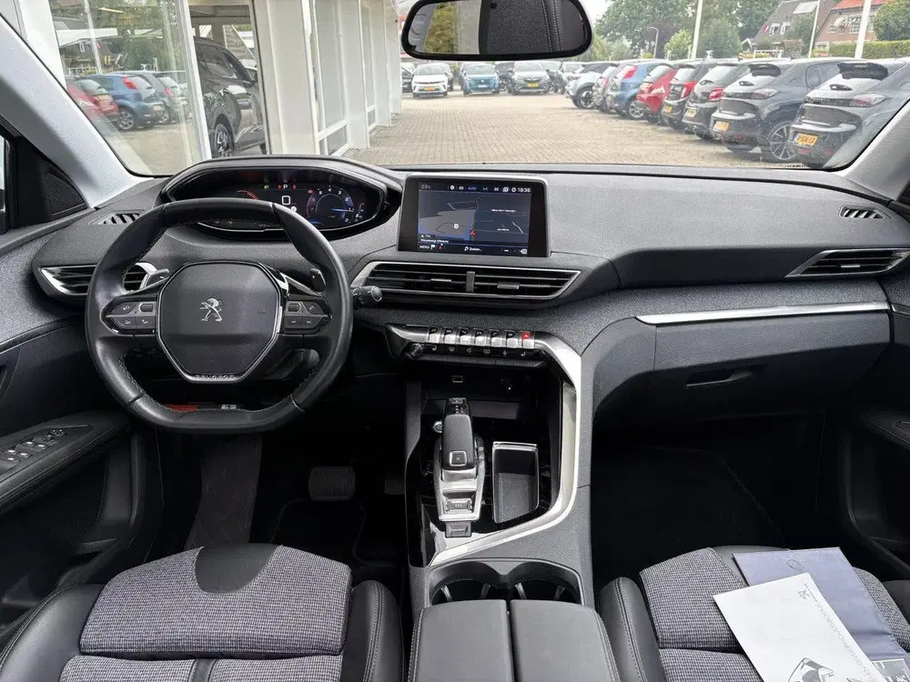Peugeot 3008 1.2T Automaat Allure Avantage uit 2020, foto 6