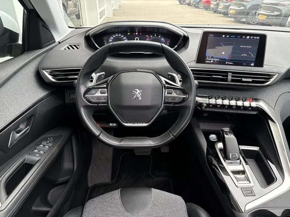 Peugeot 3008 1.2T Automaat Allure Avantage uit 2020, foto 7