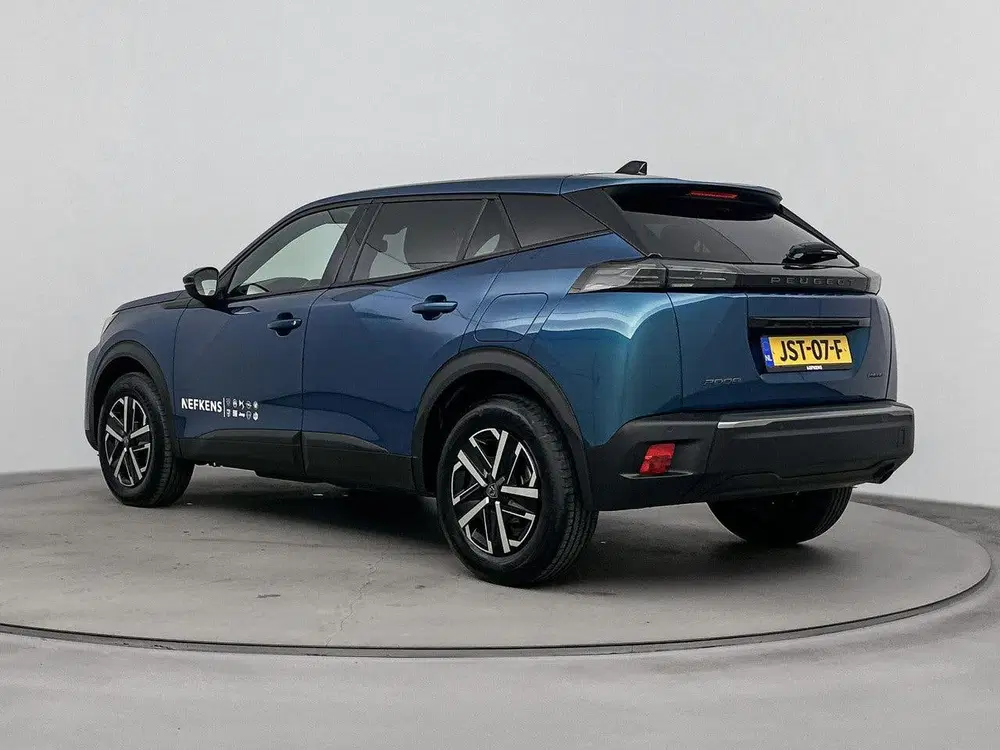 Peugeot 2008 1.2 Mild Hybrid 110pk Business Navigatie uit 2025, foto 3