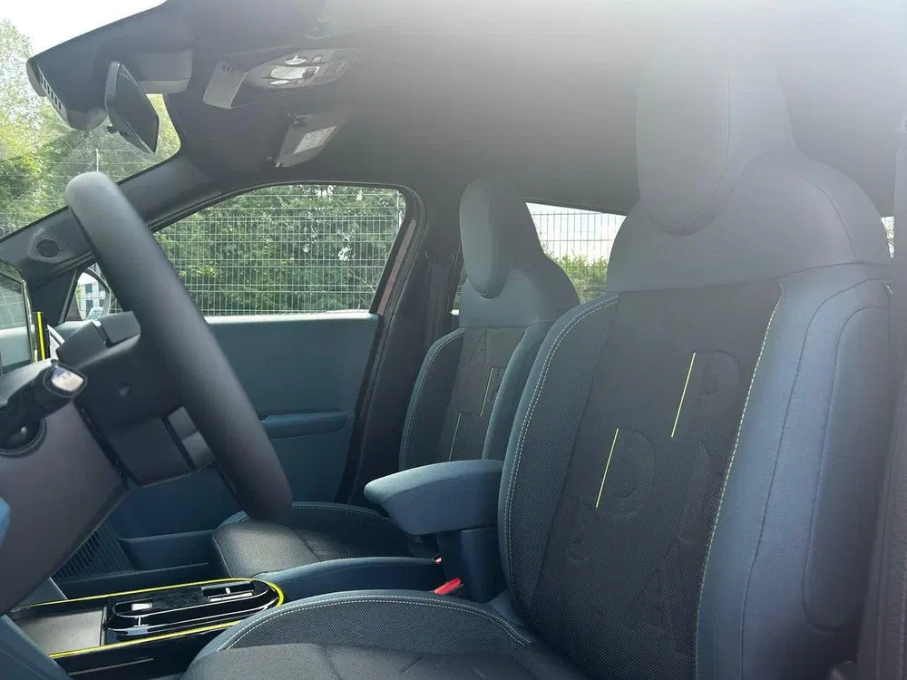 Fiat Grande Panda Hybrid 100 pk Automaat Icon uit 2025, foto 13