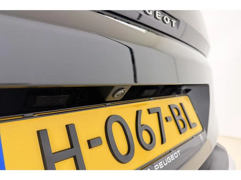 Peugeot 3008 1.2T Allure uit 2020, foto 11