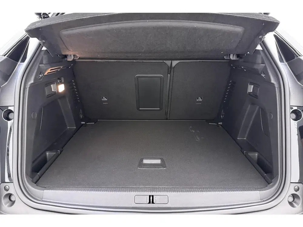 Peugeot 3008 1.2T Allure uit 2020, foto 3