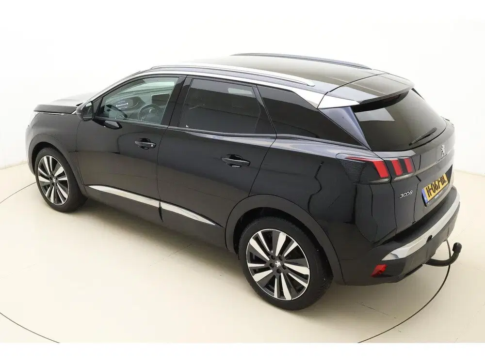 Peugeot 3008 1.2T Allure uit 2020, foto 4
