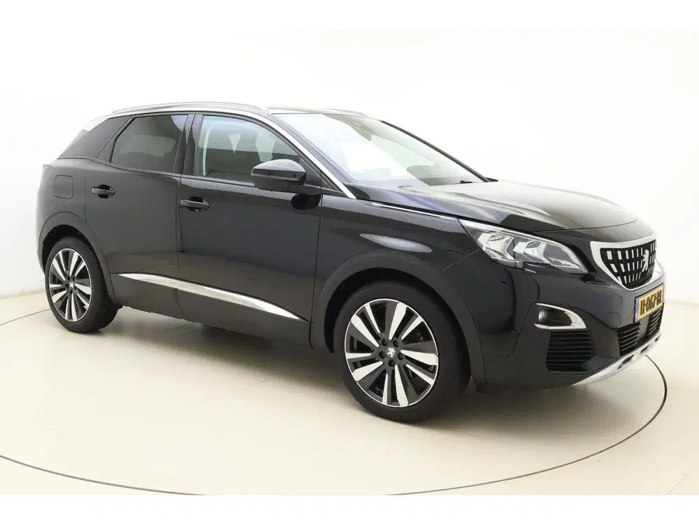 Peugeot 3008 1.2T Allure uit 2020, foto 7