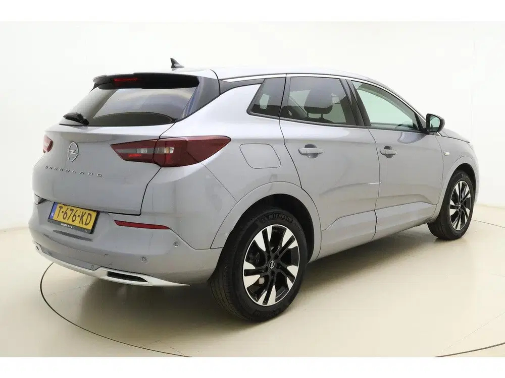 Opel Grandland 1.2 Turbo Level 3 uit 2023, foto 2