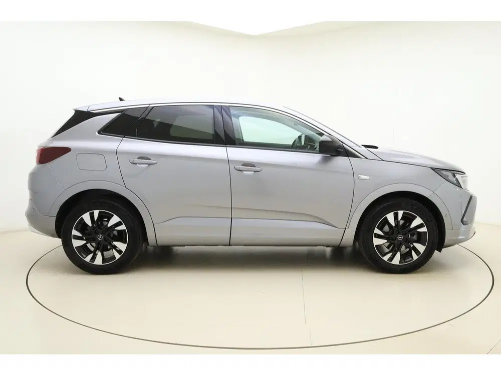 Opel Grandland 1.2 Turbo Level 3 uit 2023, foto 9