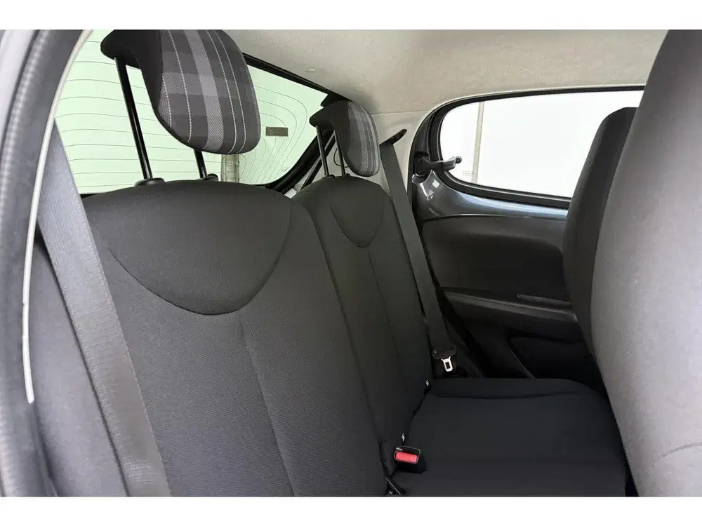 Peugeot 108 1.0 e-VTi Active uit 2020, foto 10