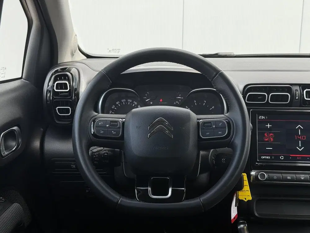 Citroën C3 Aircross 1.2 PureTech S&S Shine Camera achter uit 2022, foto 14