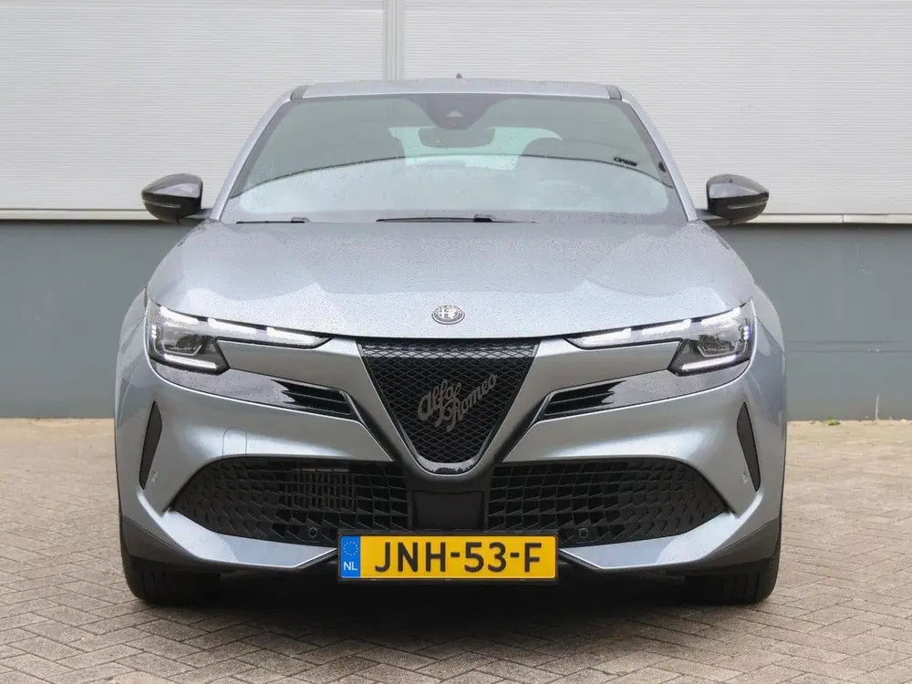 Alfa Romeo Junior 1.2 Hybrid Ibrida 145pk Automaat uit 2025, foto 5