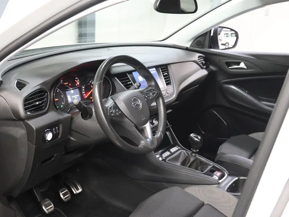 Opel Grandland 1.5 130PK CDTi Executive uit 2019, foto 10