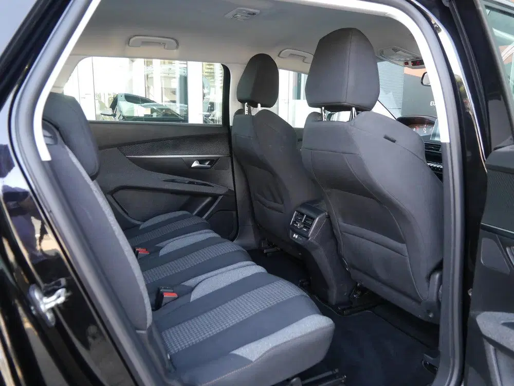 Peugeot 5008 1.2 PureTech Active uit 2020, foto 12