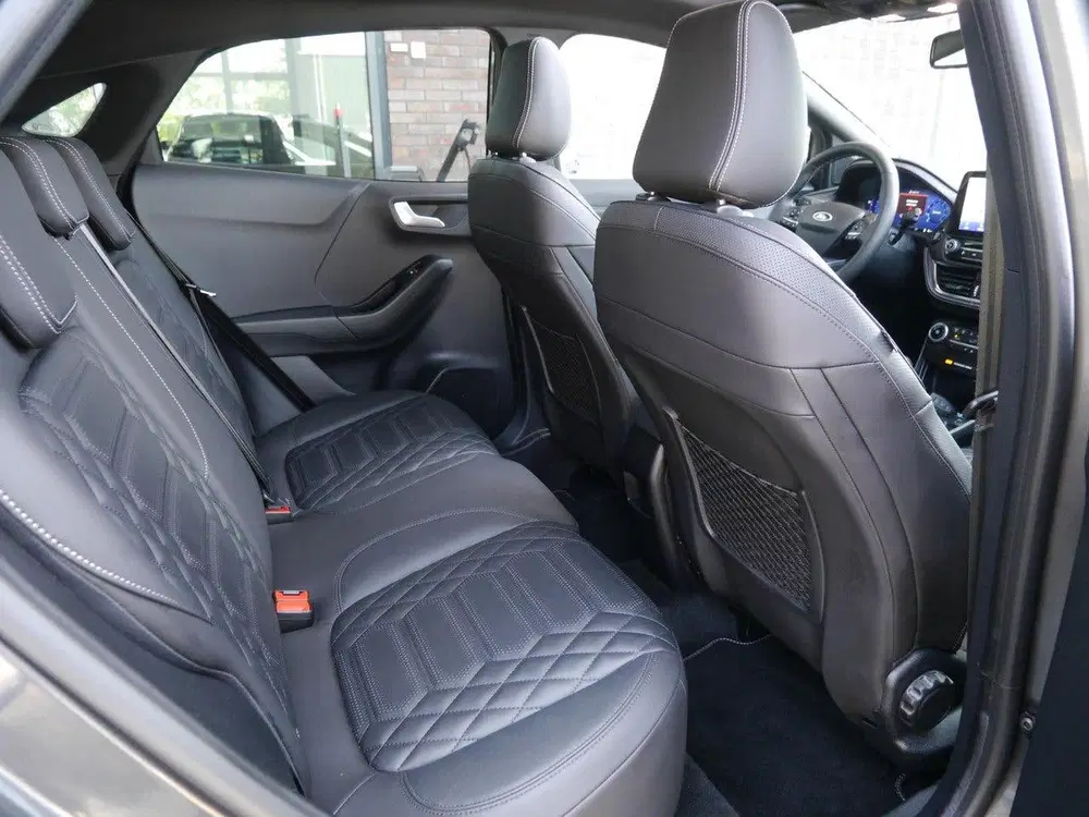 Ford Puma 1.0 EcoBoost Hybrid ST-Line X Gold Edition uit 2023, foto 15