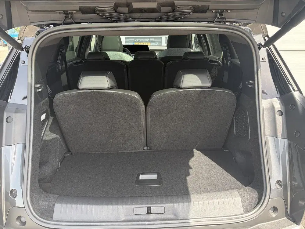 Peugeot 5008 1.2 Hybrid 145 GT Exclusive 7p uit 2026, foto 8