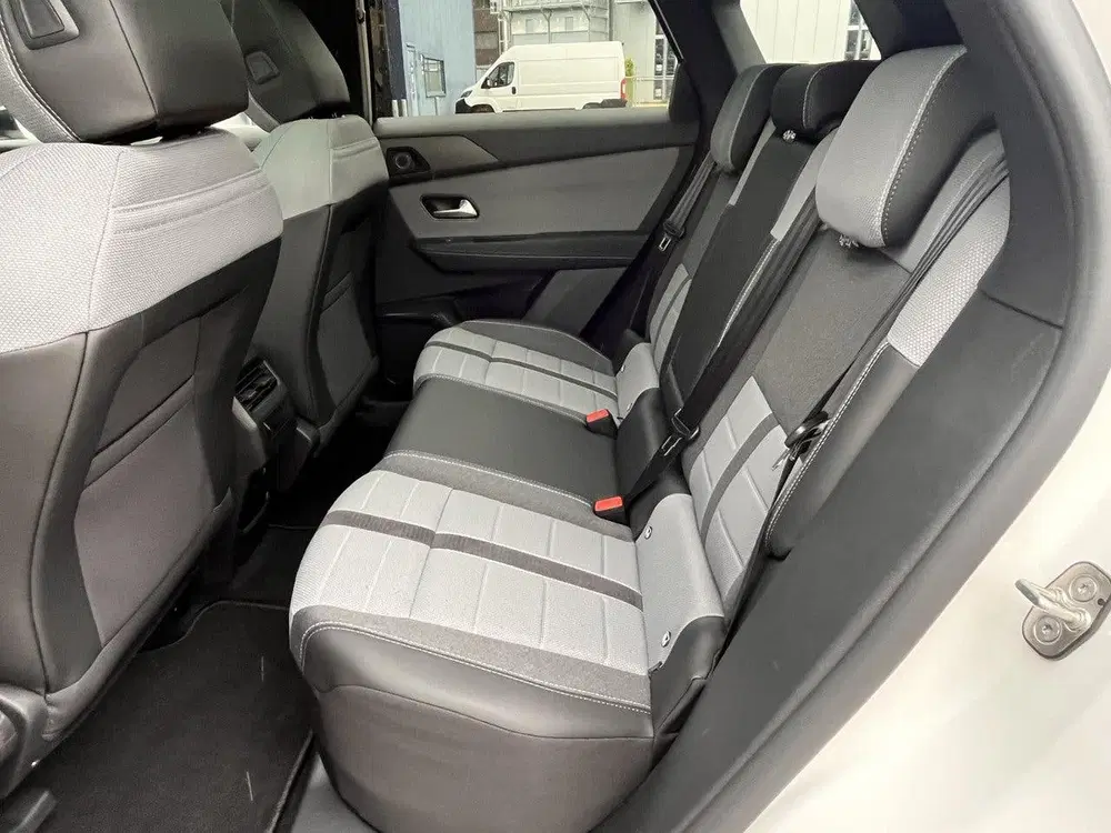 Opel Grandland Electric GS 73 kWh Stoel verwarming uit 2026, foto 10