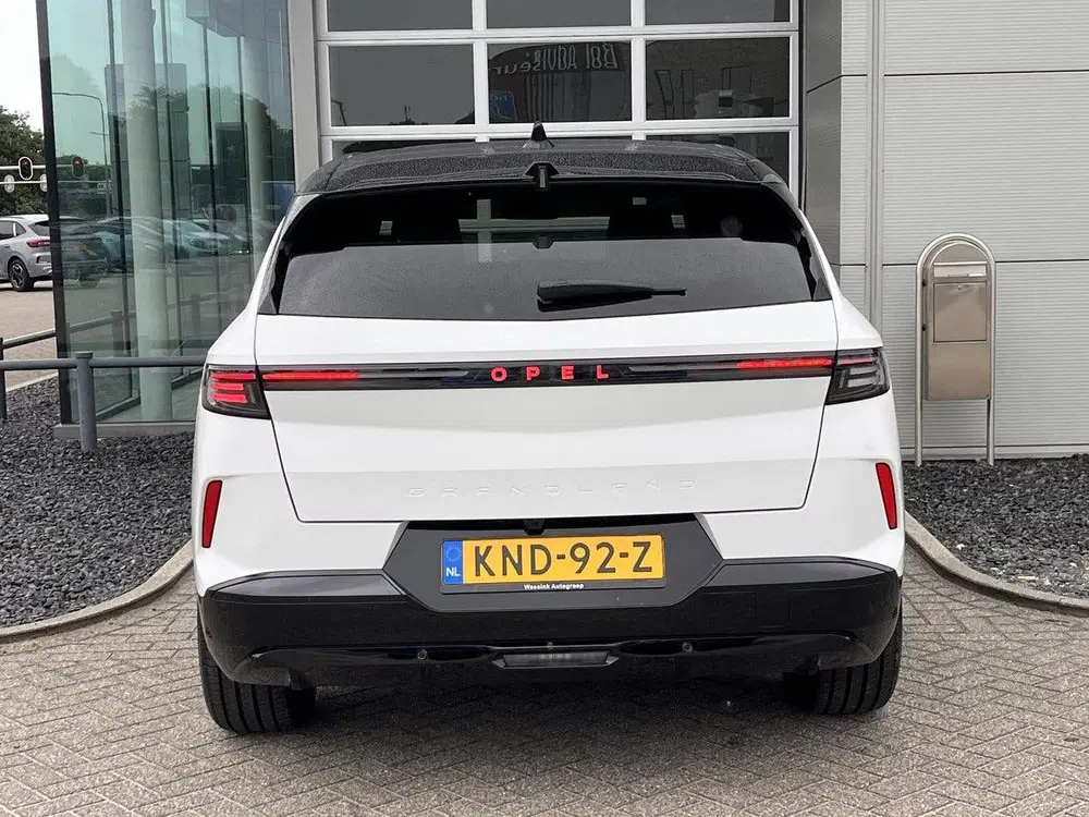 Opel Grandland Electric GS 73 kWh Stoel verwarming uit 2026, foto 5