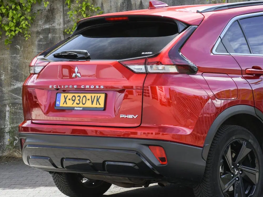 Mitsubishi Eclipse Cross Black Edition 2.4 PHEV 188pk Automa uit 2024, foto 6
