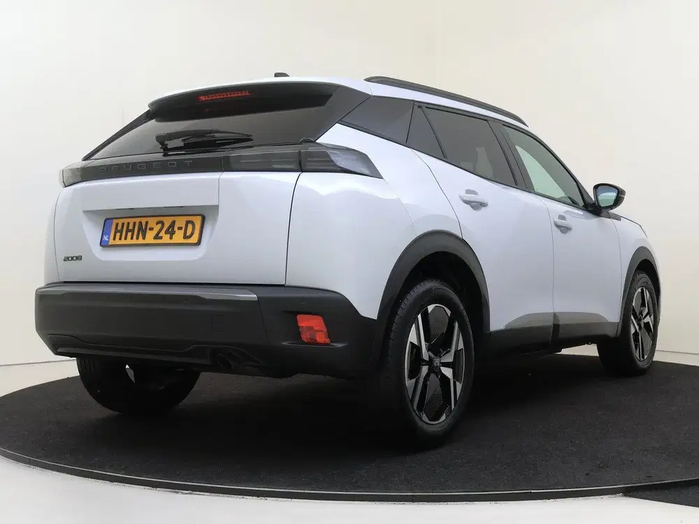 Peugeot 2008 1.2 PureTech 100 Allure (bj 2025) uit 2025, foto 11