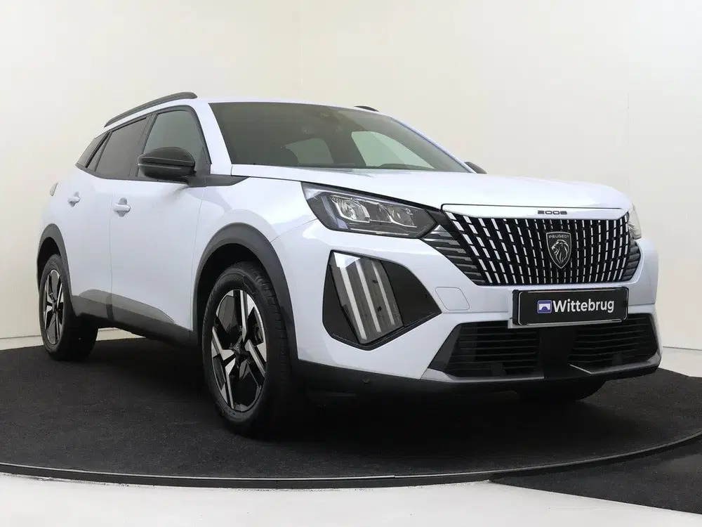 Peugeot 2008 1.2 PureTech 100 Allure (bj 2025) uit 2025, foto 3
