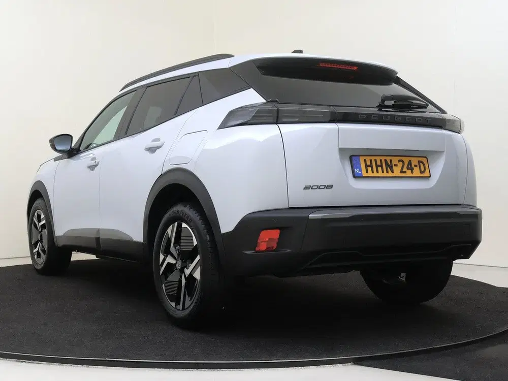 Peugeot 2008 1.2 PureTech 100 Allure (bj 2025) uit 2025, foto 4
