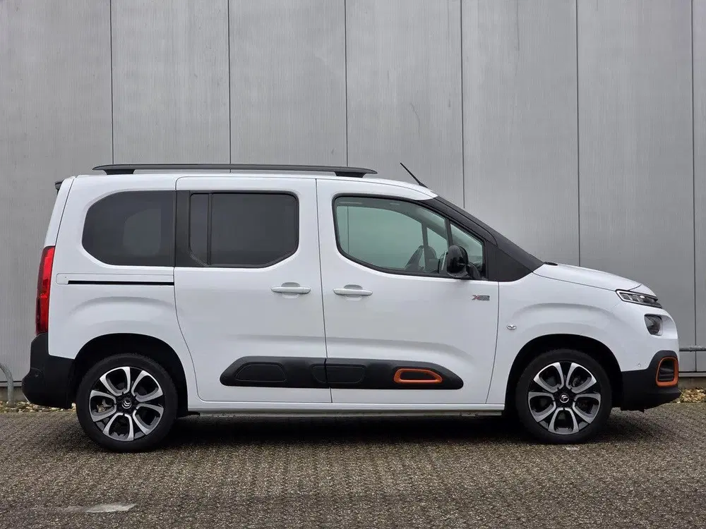 Citroën Berlingo XTR 130pk Shine Automaat I Panoramadak I S uit 2023, foto 4