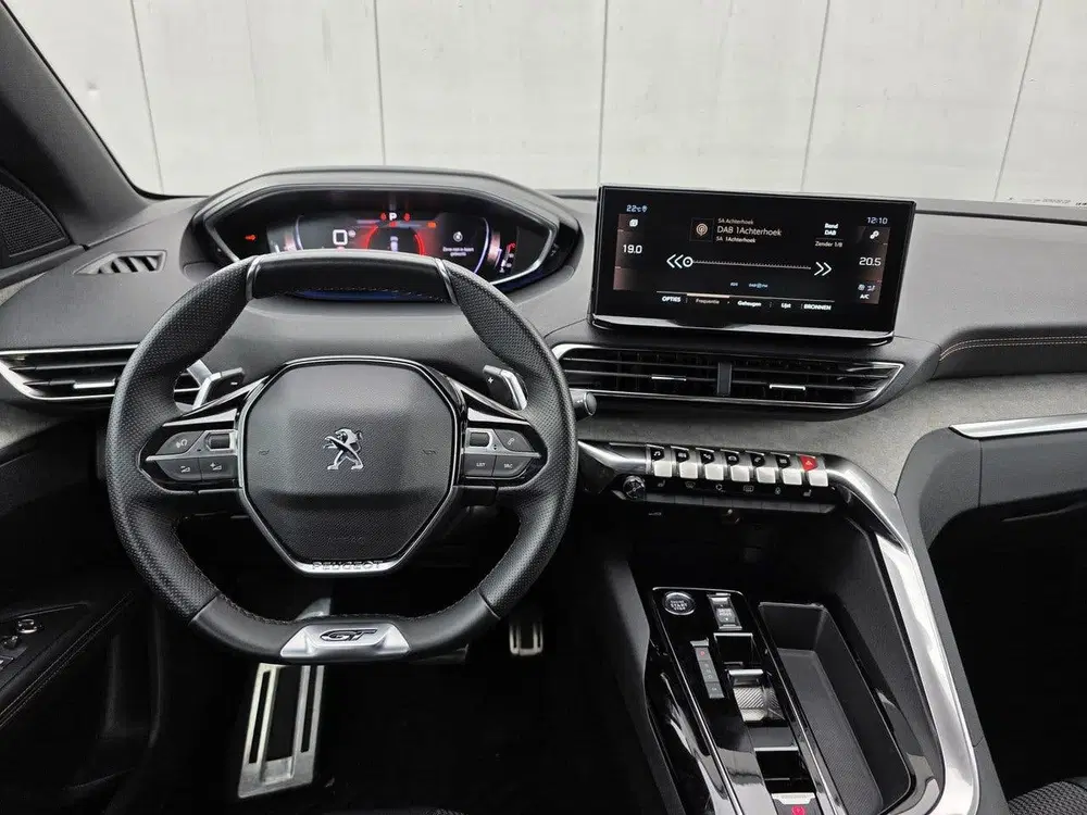 Peugeot 3008 130pk GT Automaat uit 2023, foto 10