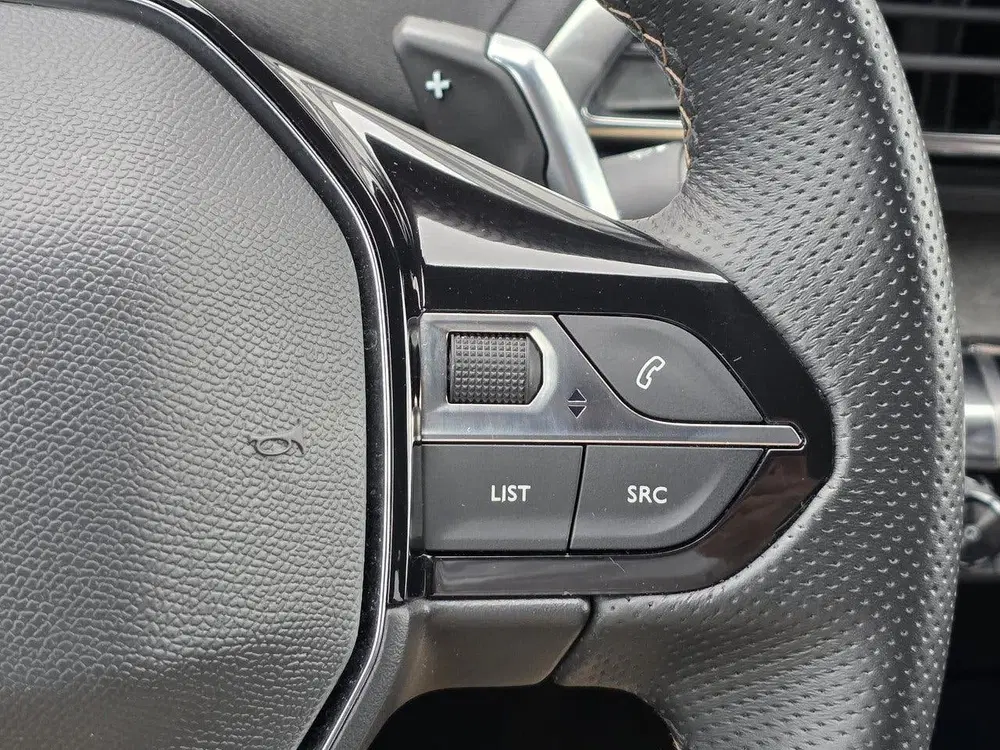 Peugeot 3008 130pk GT Automaat uit 2023, foto 15