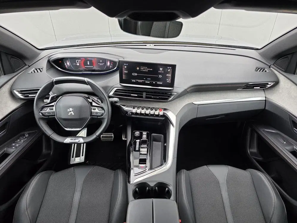 Peugeot 3008 130pk GT Automaat uit 2023, foto 9