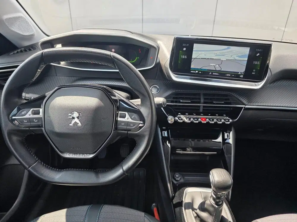 Peugeot 208 100pk Allure uit 2020, foto 10