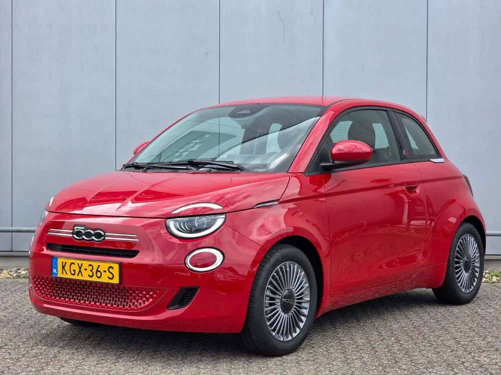 Fiat 500 Hybrid 65 pk Torino uit 2026