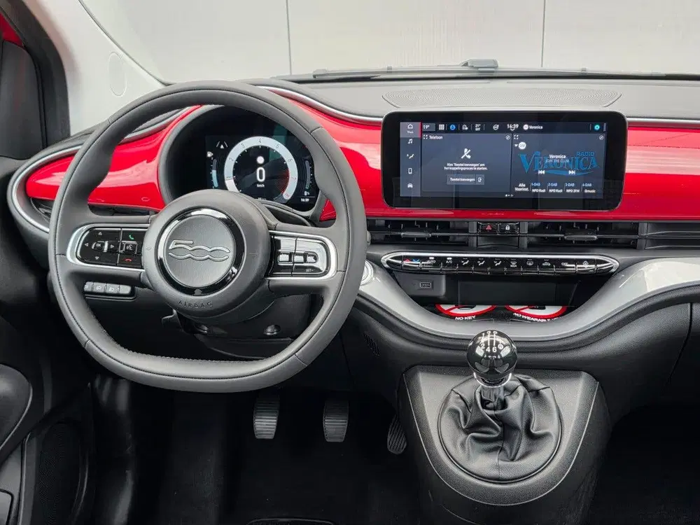 Fiat 500 Hybrid 65 pk Torino uit 2026, foto 10